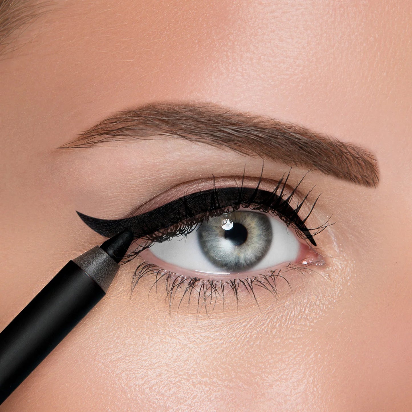 Makeupstudio Stay On Me Eye Liner