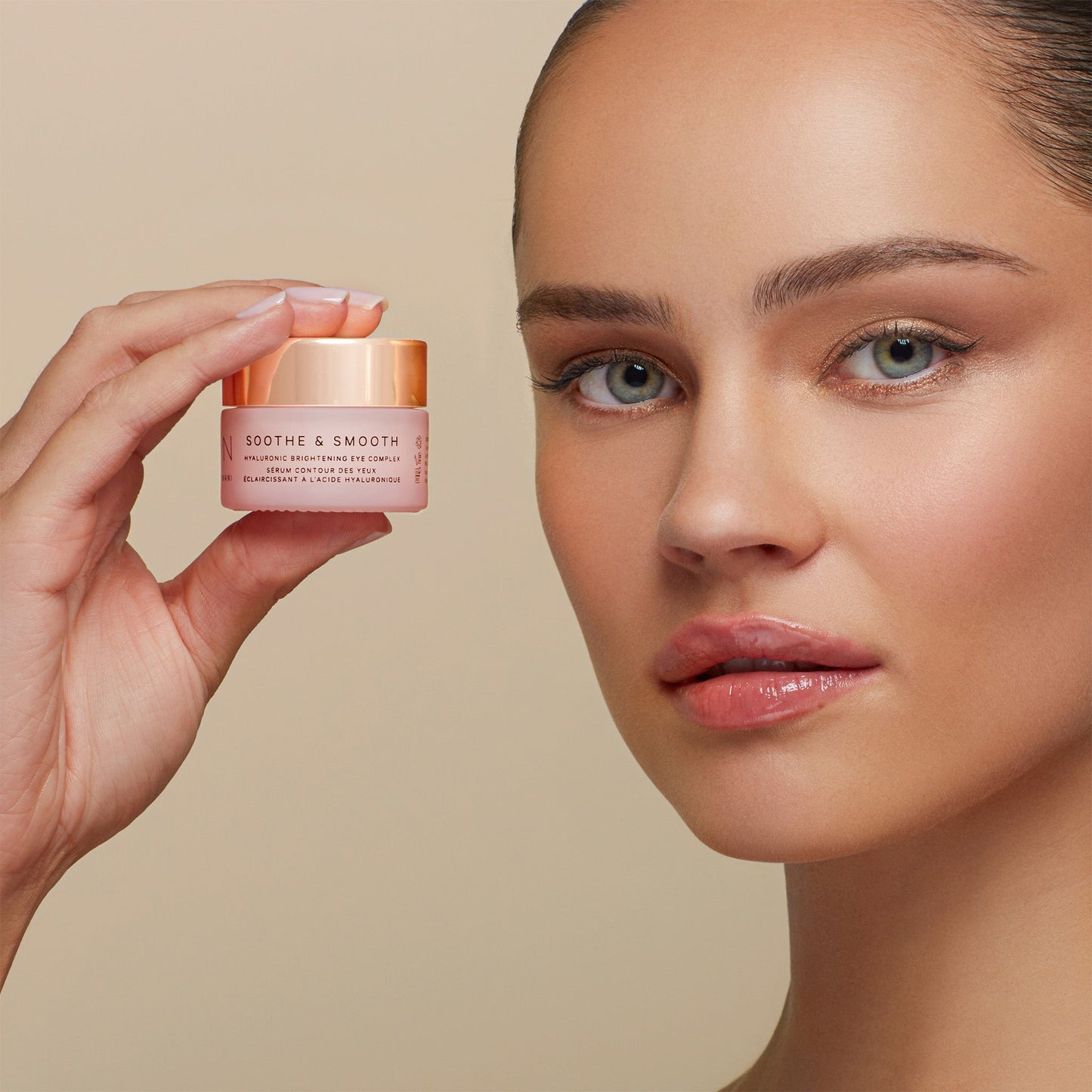 SOOTHE & SMOOTH