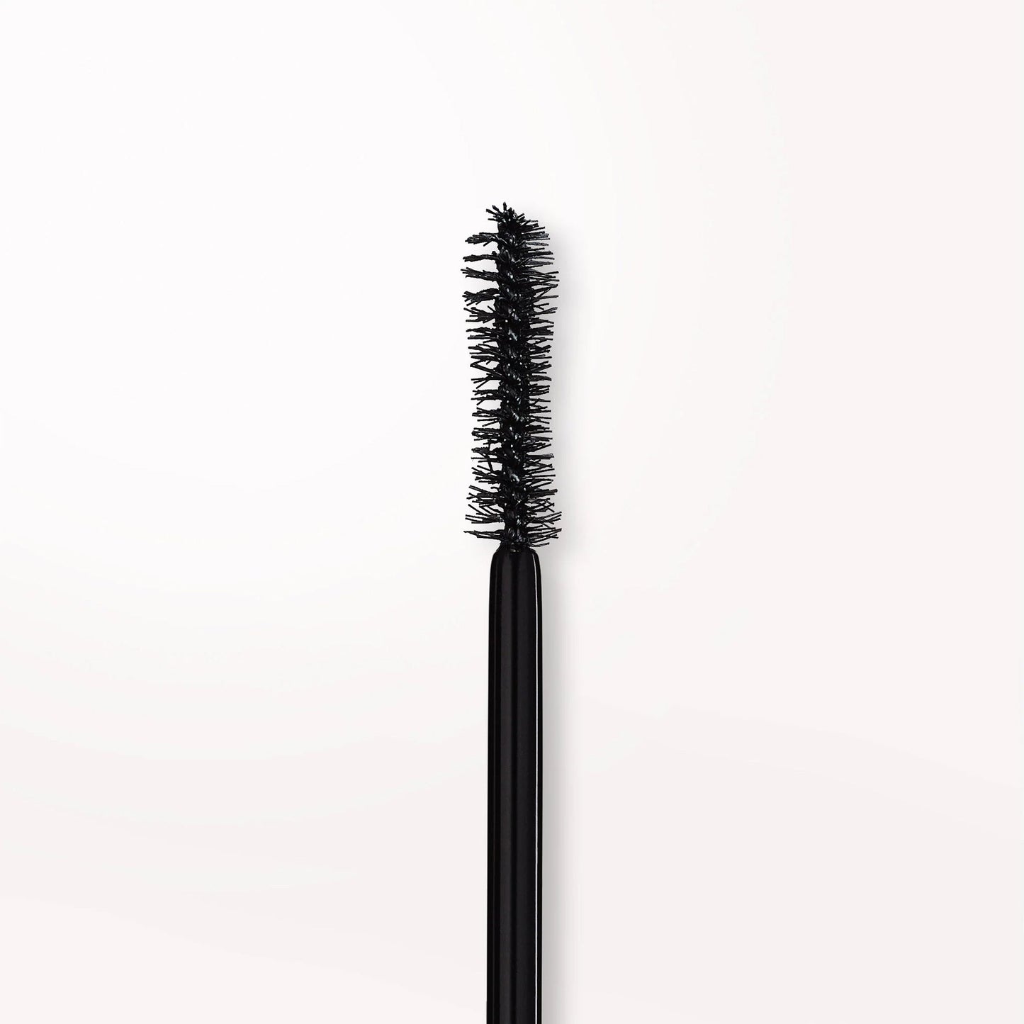 HUGE™ Extreme Lash Mascara