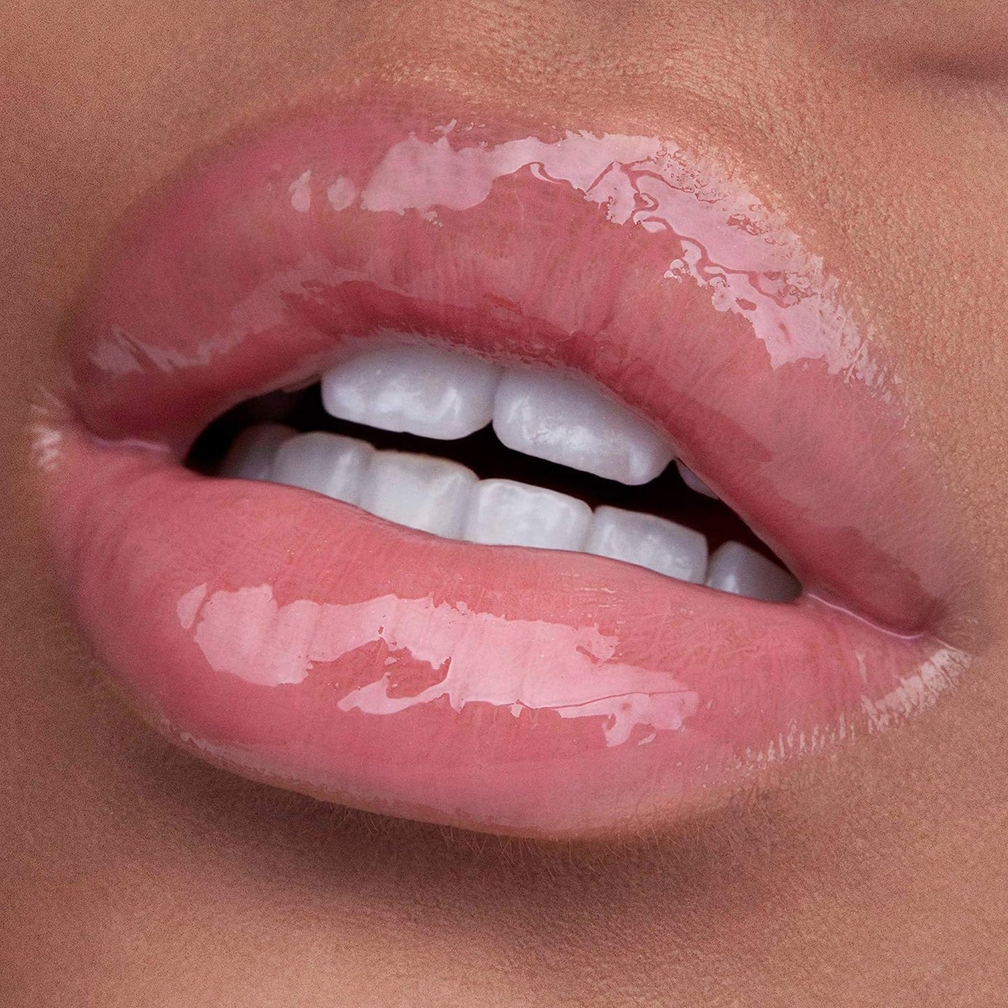Plumping Lip Glaze