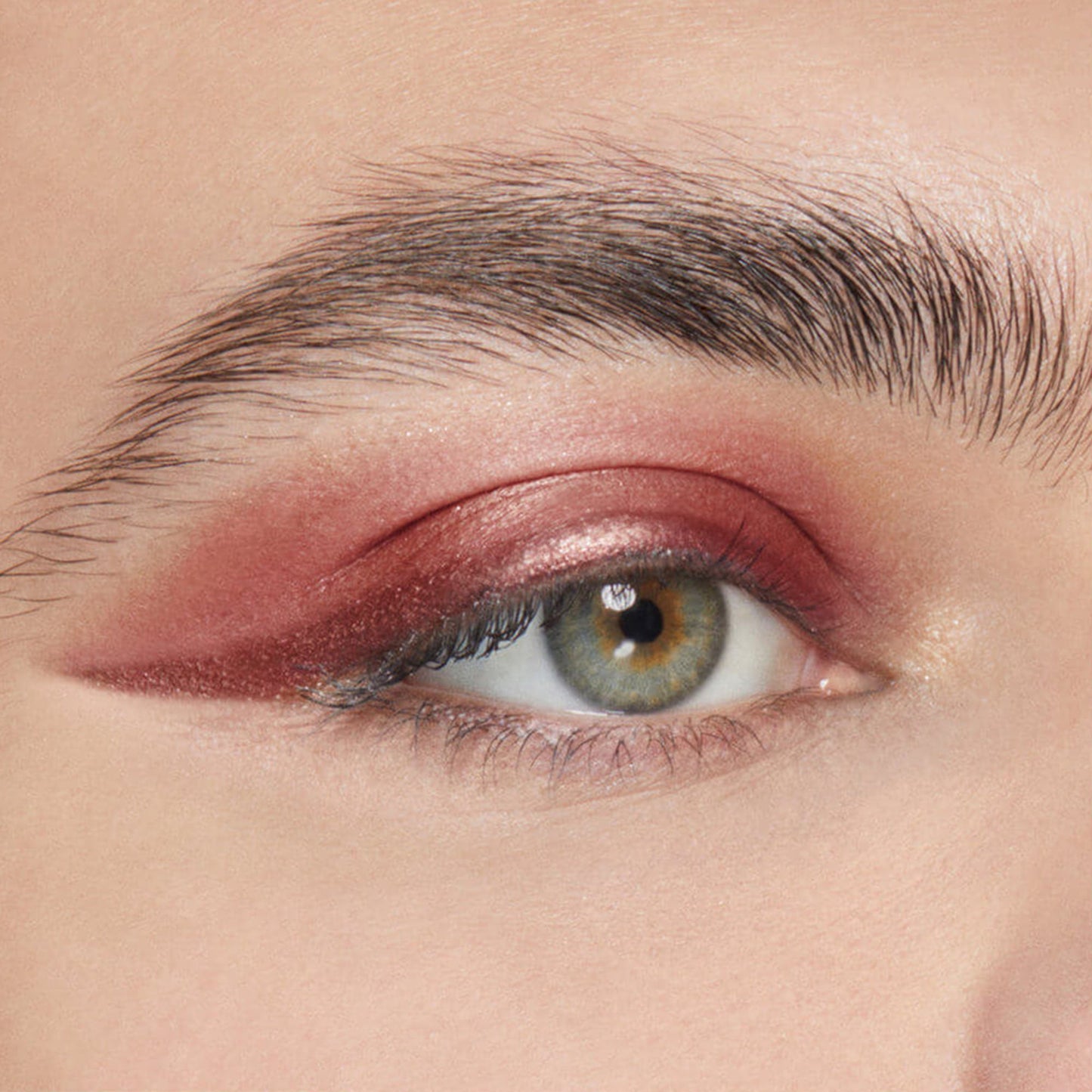 Stay All Day® ArtiStix Graphic Liner