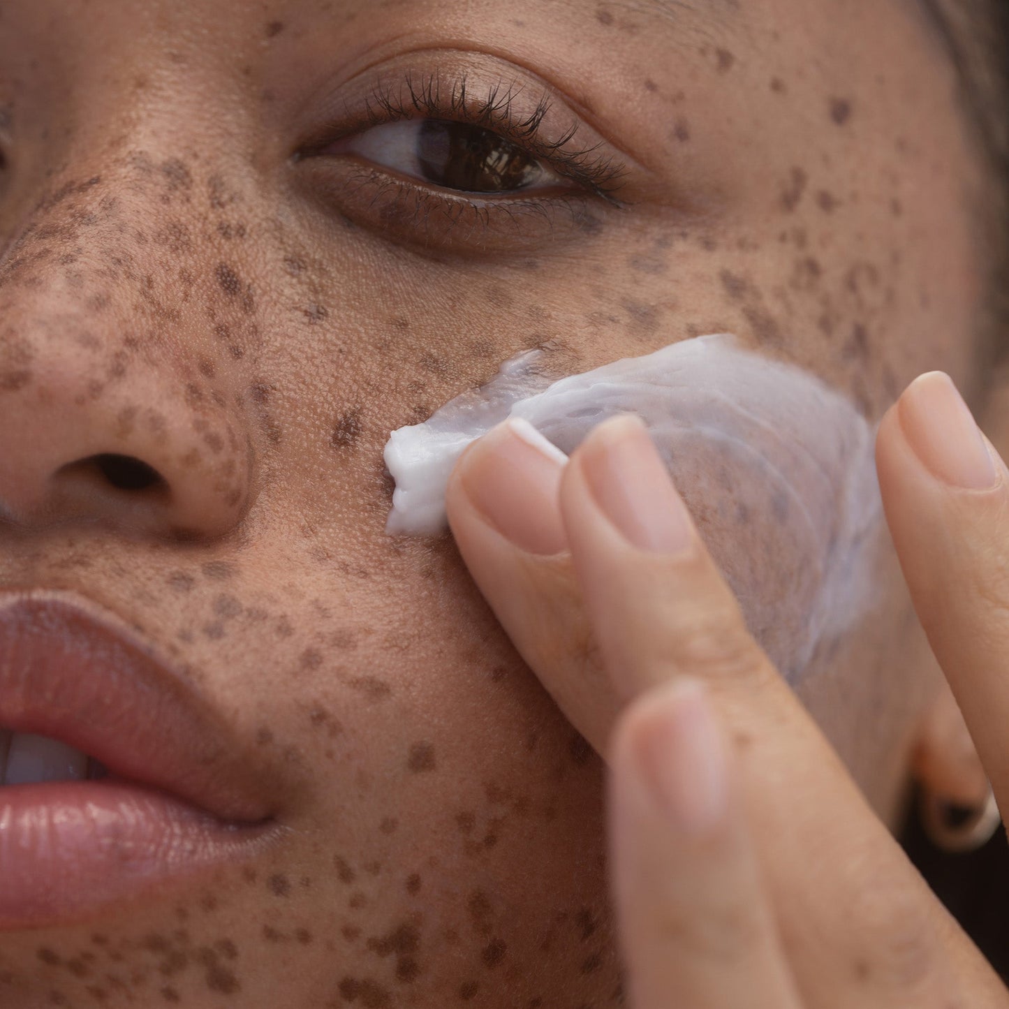 RICH CUSHION CREAM ULTA PLUMPING MOISTURIZER
