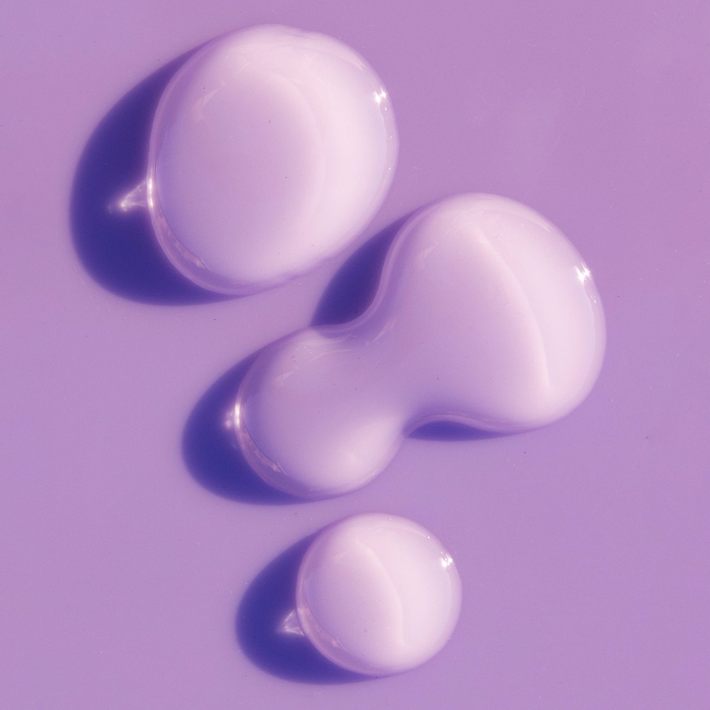 THE BRIGHTENING SERUM