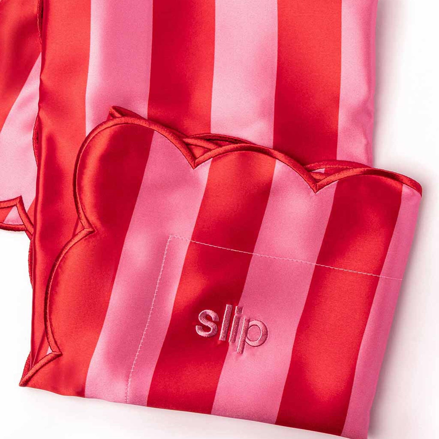 QUEEN PILLOWCASE SCALLOPED EDGED - SUNSHADE
