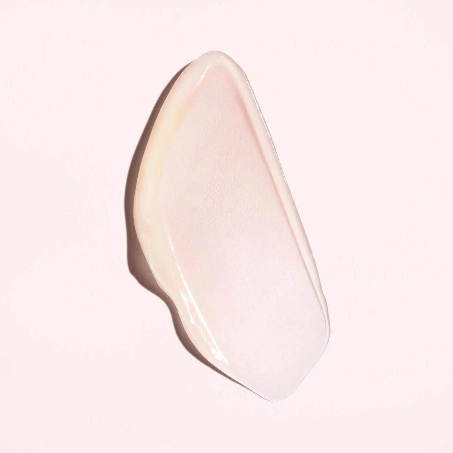 علاج سيرين لتهدئة فروة الرأس يُترك على الشعر