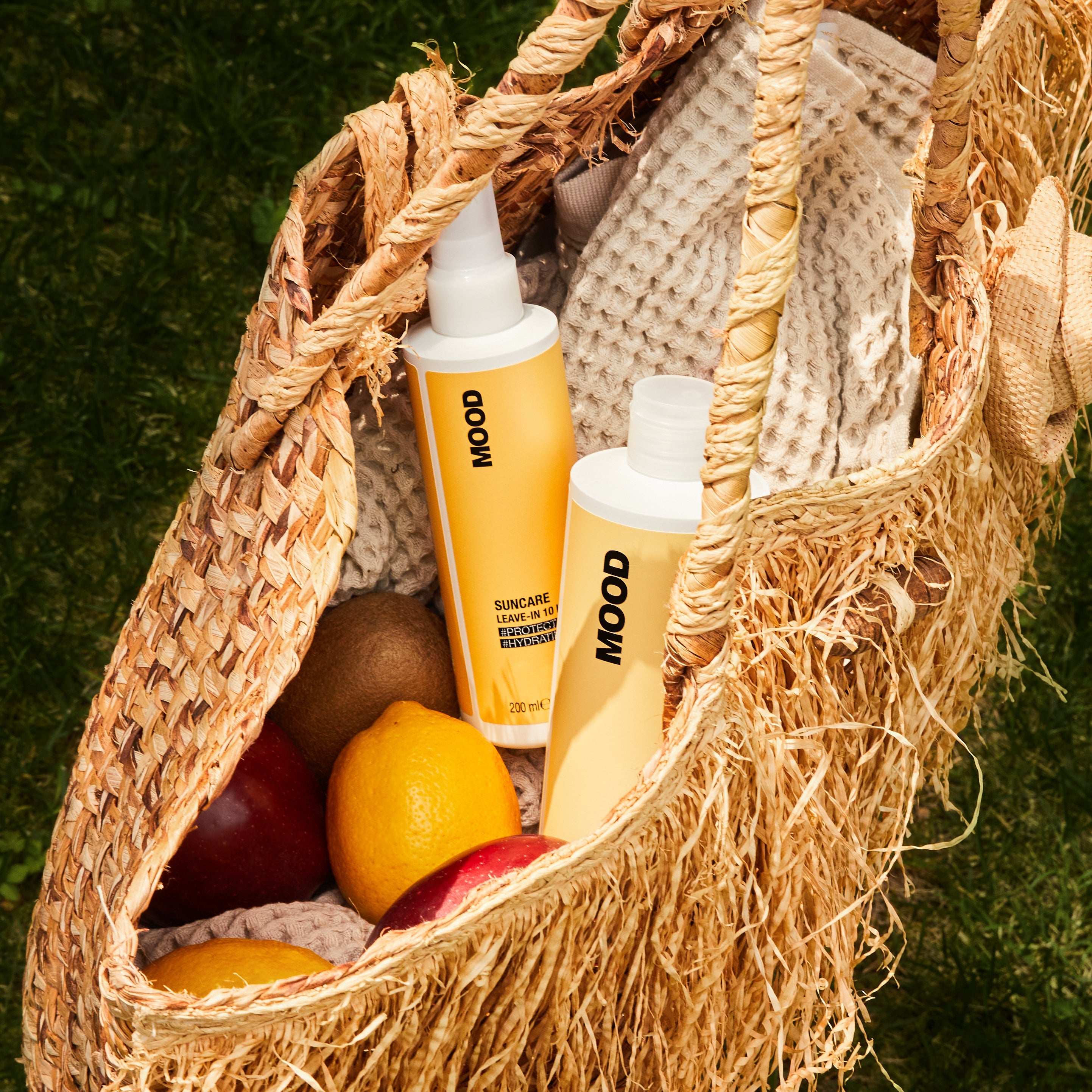 MOOD SUNCARE HAIR & BODY CLEANSER 400ML