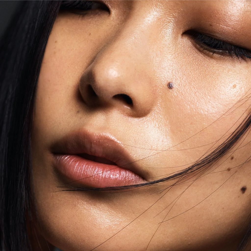 BALMESSENCE LIP TREATMENT