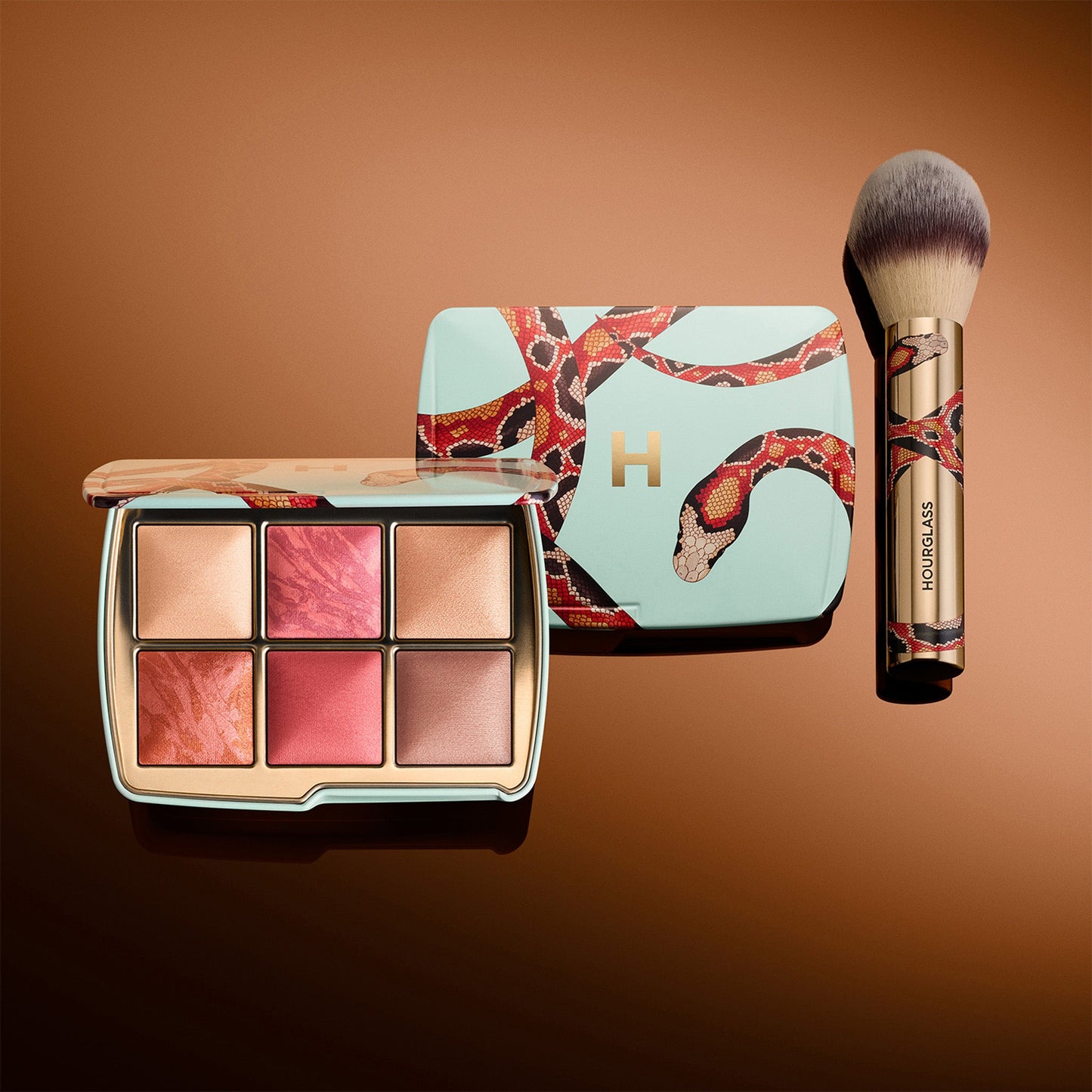 VEIL TRAVEL POWDER BRUSH