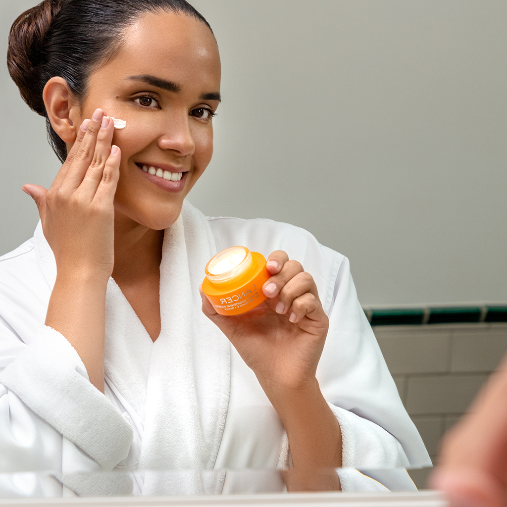 INSTANT BRIGHTENING BOOSTER