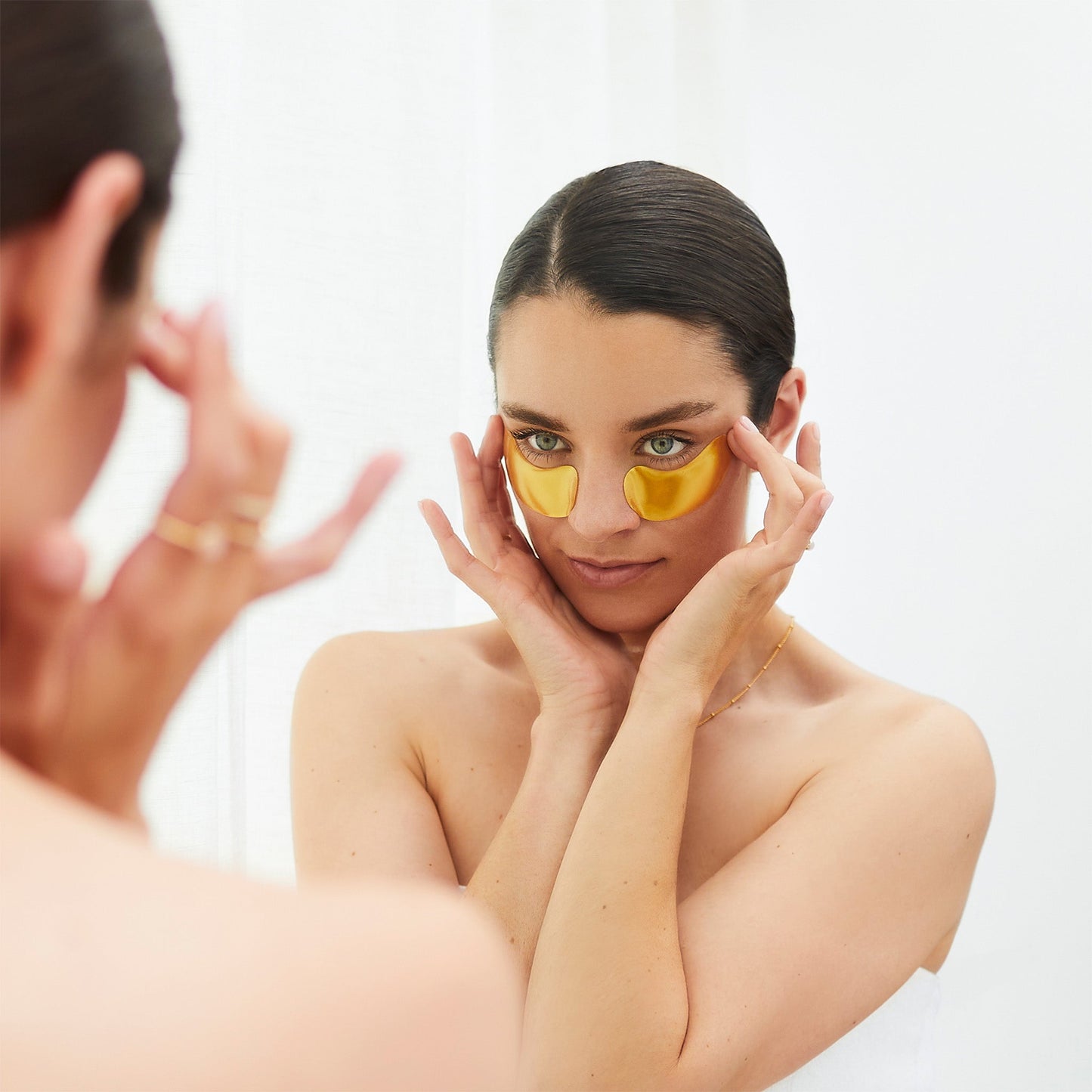 HYDRA-BRIGHT GOLD EYE MASK