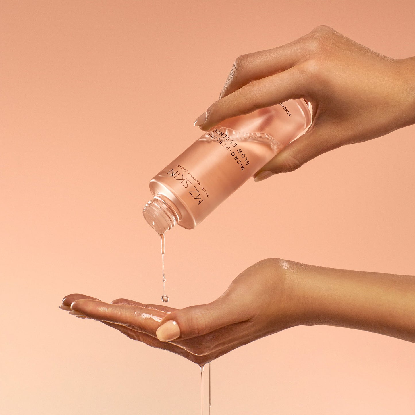 MICRO-PEELING GLOW ESSENCE