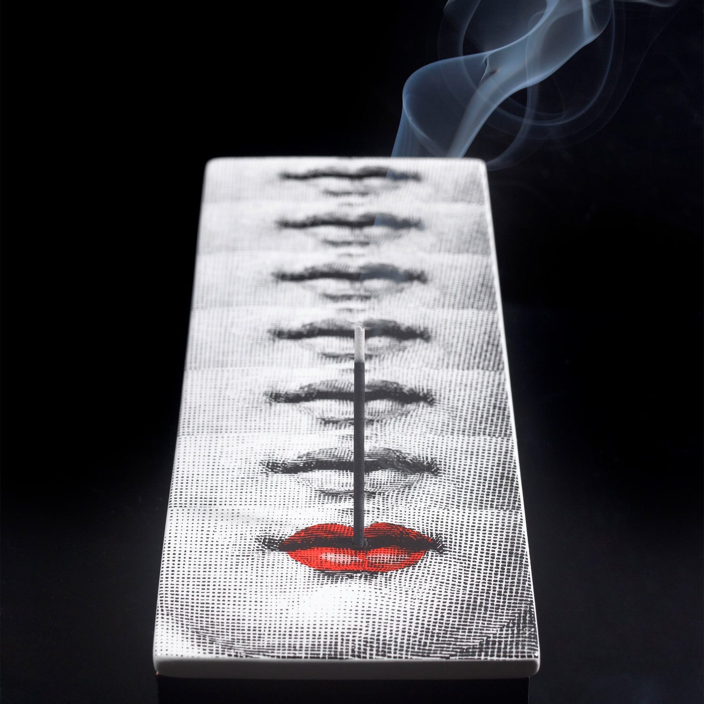 BACIO INCENSE TRAY