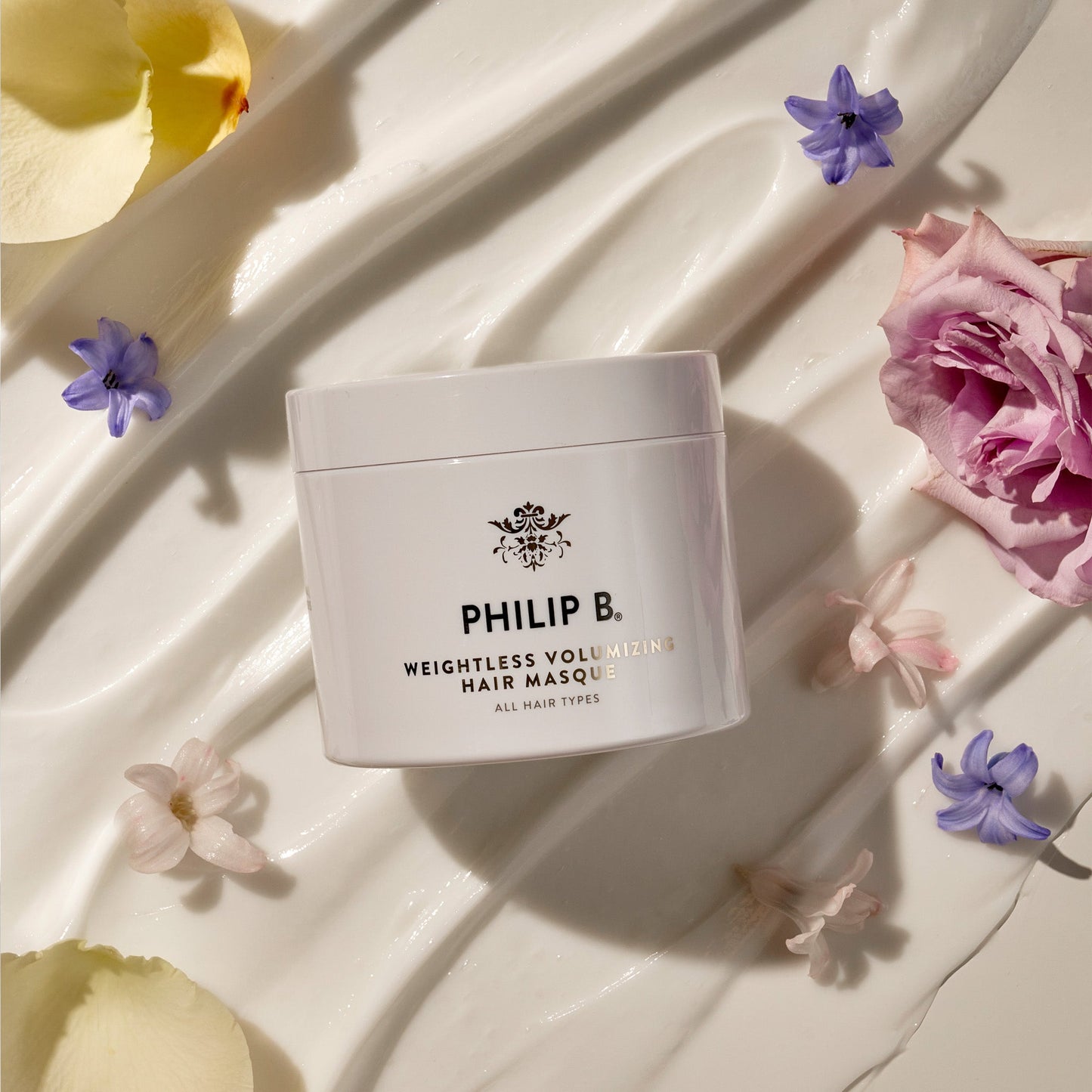 WEIGHTLESS VOLUMIZING HAIR MASQUE