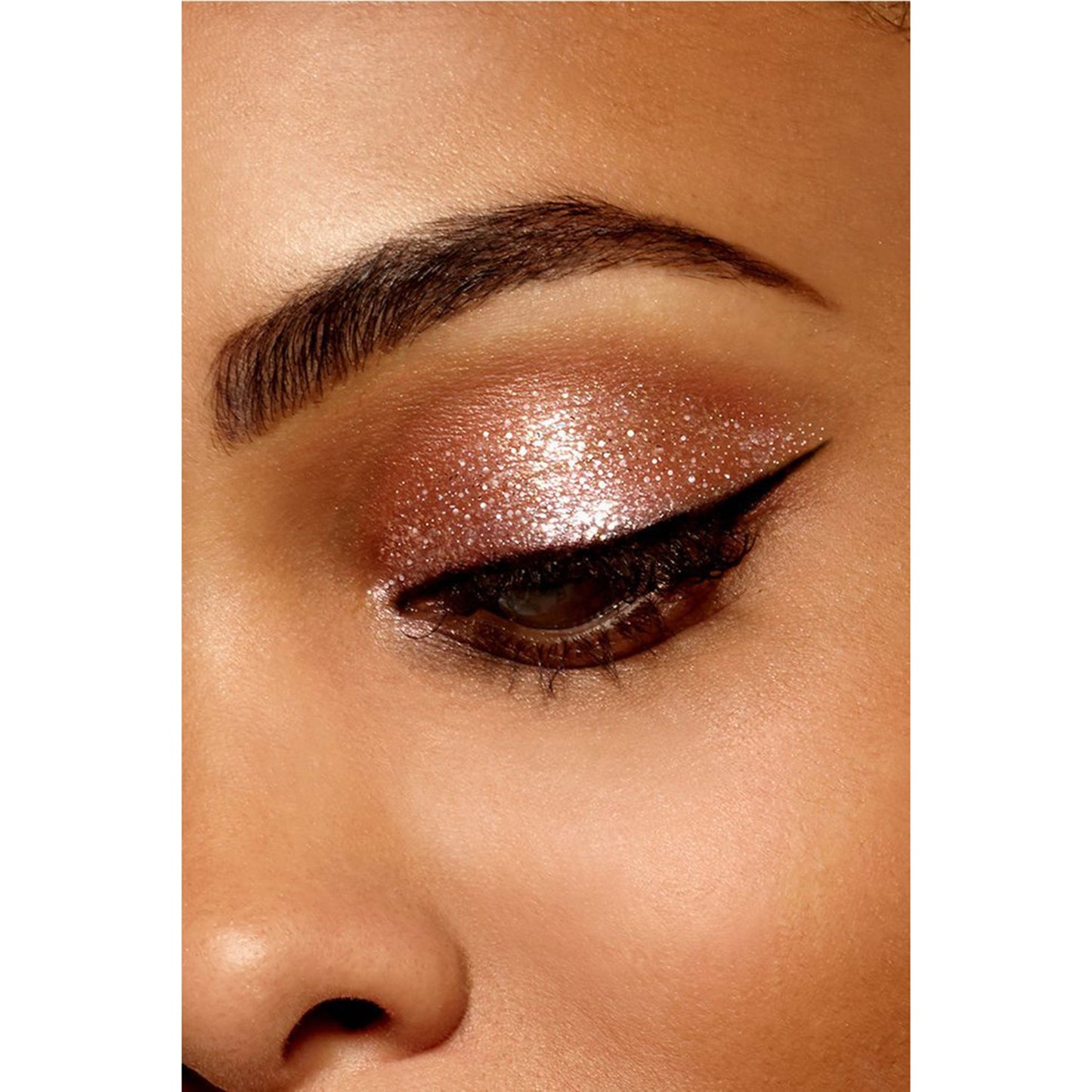 Glitter & Glow Liquid Eye Shadow