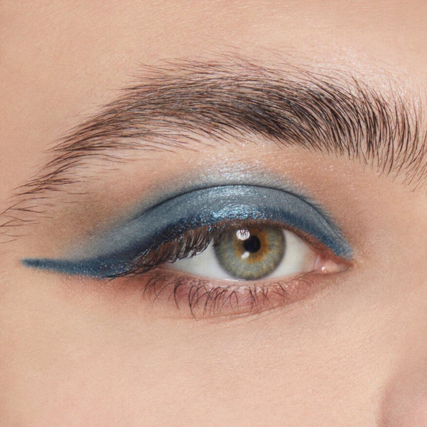 Stay All Day® ArtiStix Graphic Liner