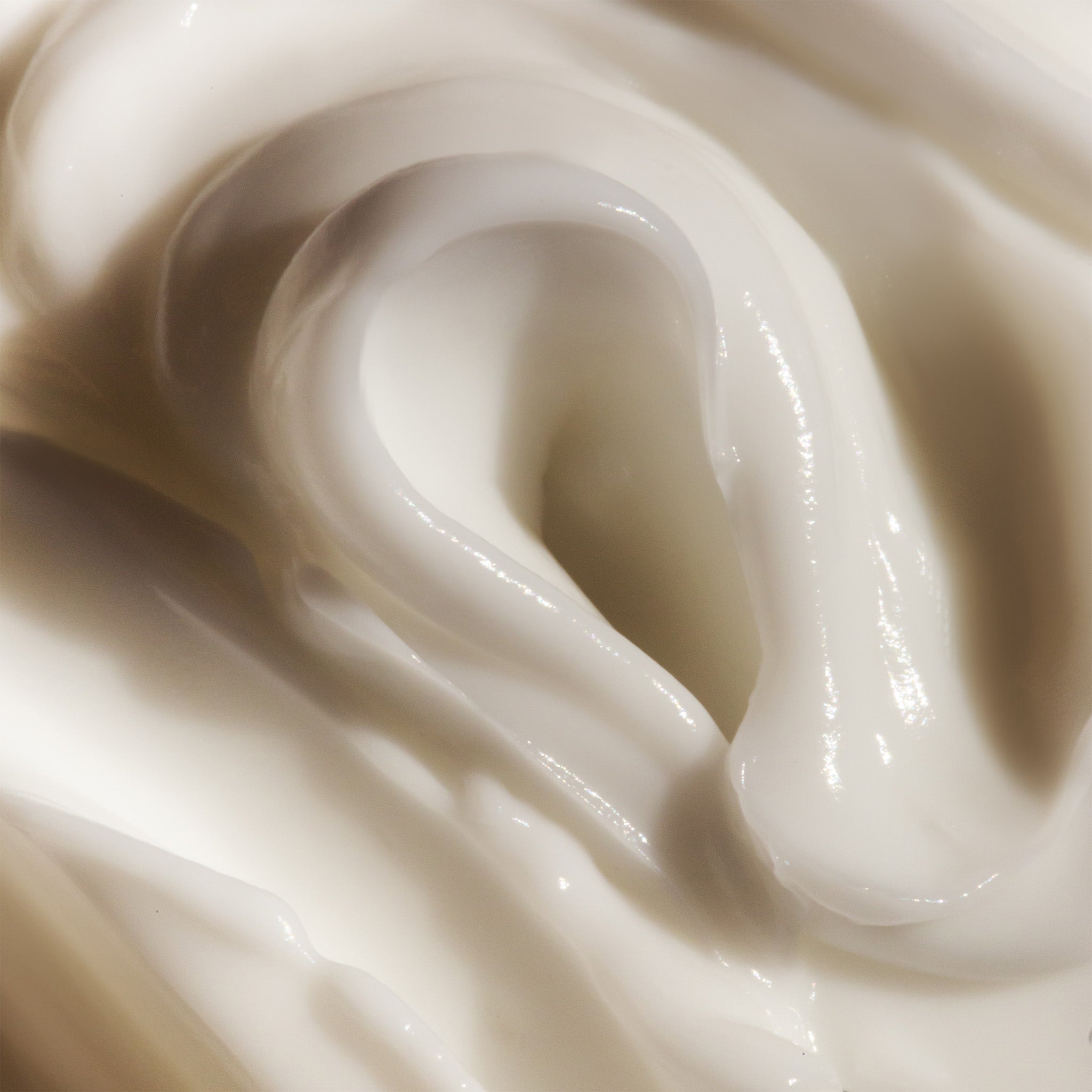 RICH CUSHION CREAM ULTA PLUMPING MOISTURIZER