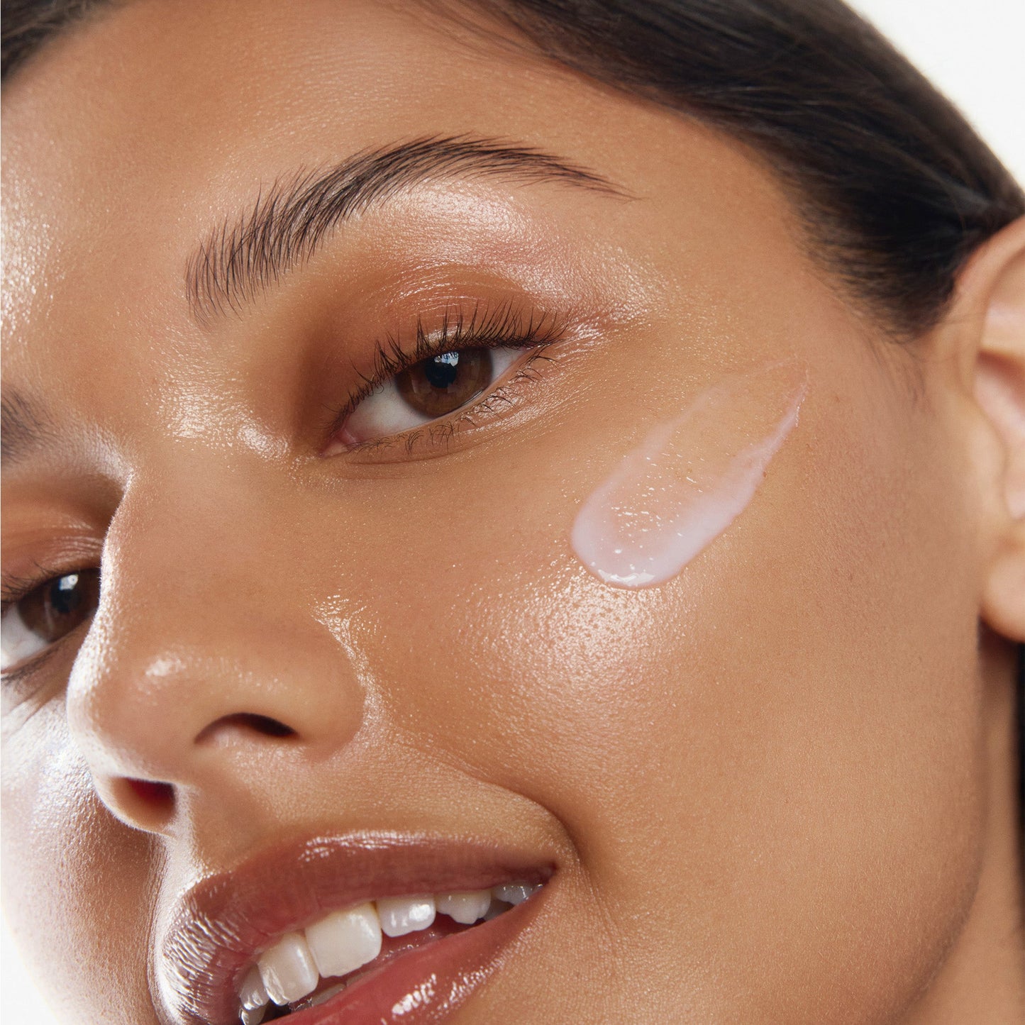 THE DEWY MILK MOISTURIZER