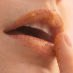 THE KISSU LIP SCRUB