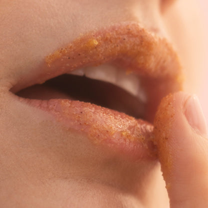 THE KISSU LIP SCRUB