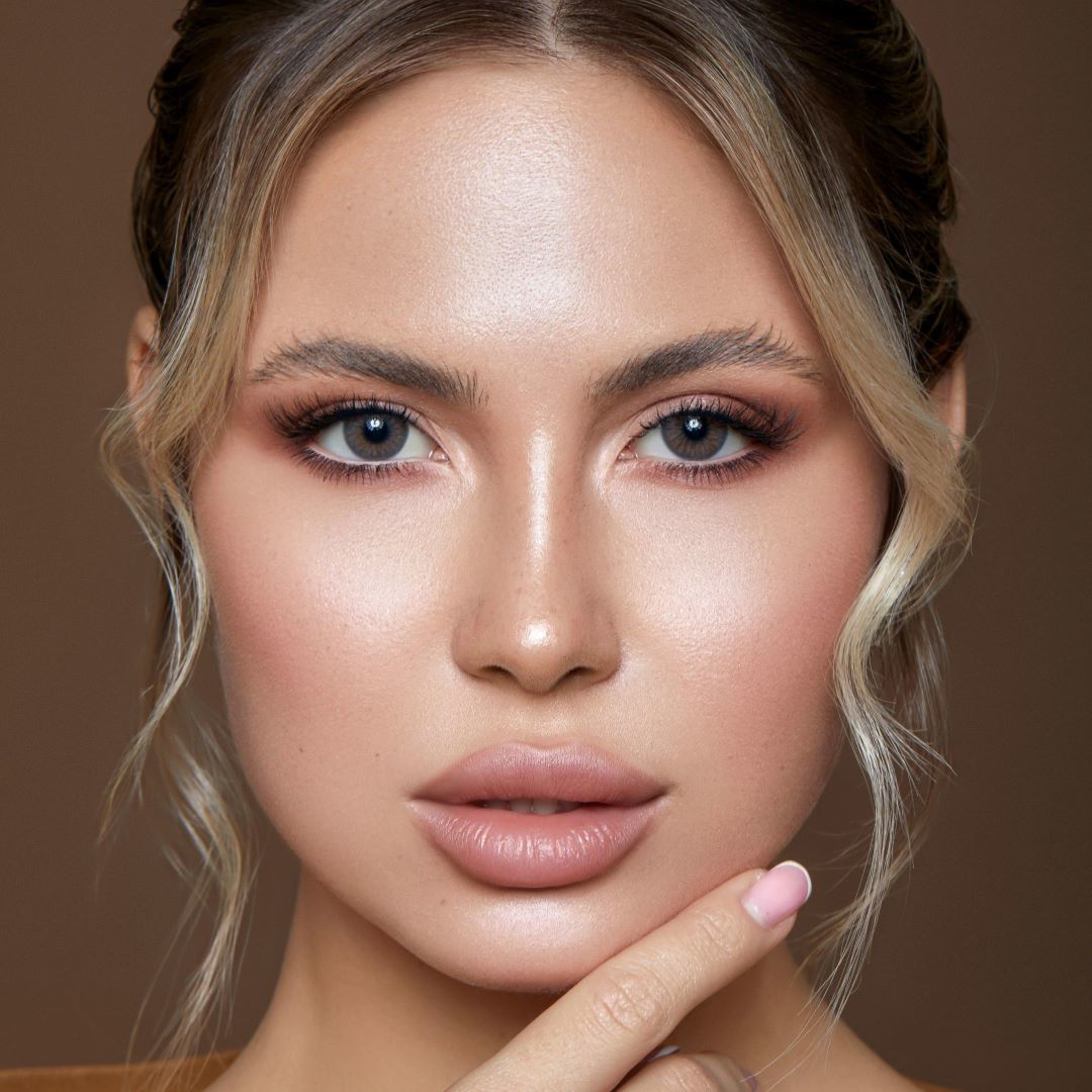 Bella Saturn Colored Contact Lens - Quarterly