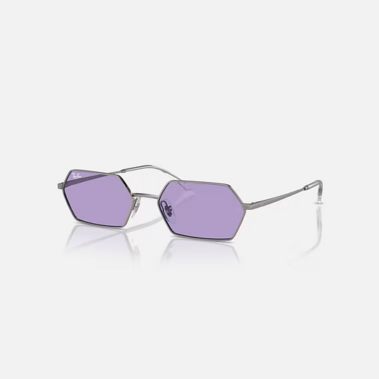 RAY-BAN YEVI BIO-BASED Gunmetal & Violet Irregular Sunglasses For Unisex L
