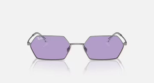 RAY-BAN YEVI BIO-BASED Gunmetal & Violet Irregular Sunglasses For Unisex L