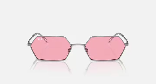RAY-BAN YEVI BIO-BASED Gunmetal & Pink Irregular Sunglasses For Unisex L