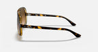 نظارة شمسية للرجال RAY-BAN CATS 5000 CLASSIC بتصميم الطيار، بلون هافانا الفاتح مع عدسات متدرجة باللون البني الفاتح M