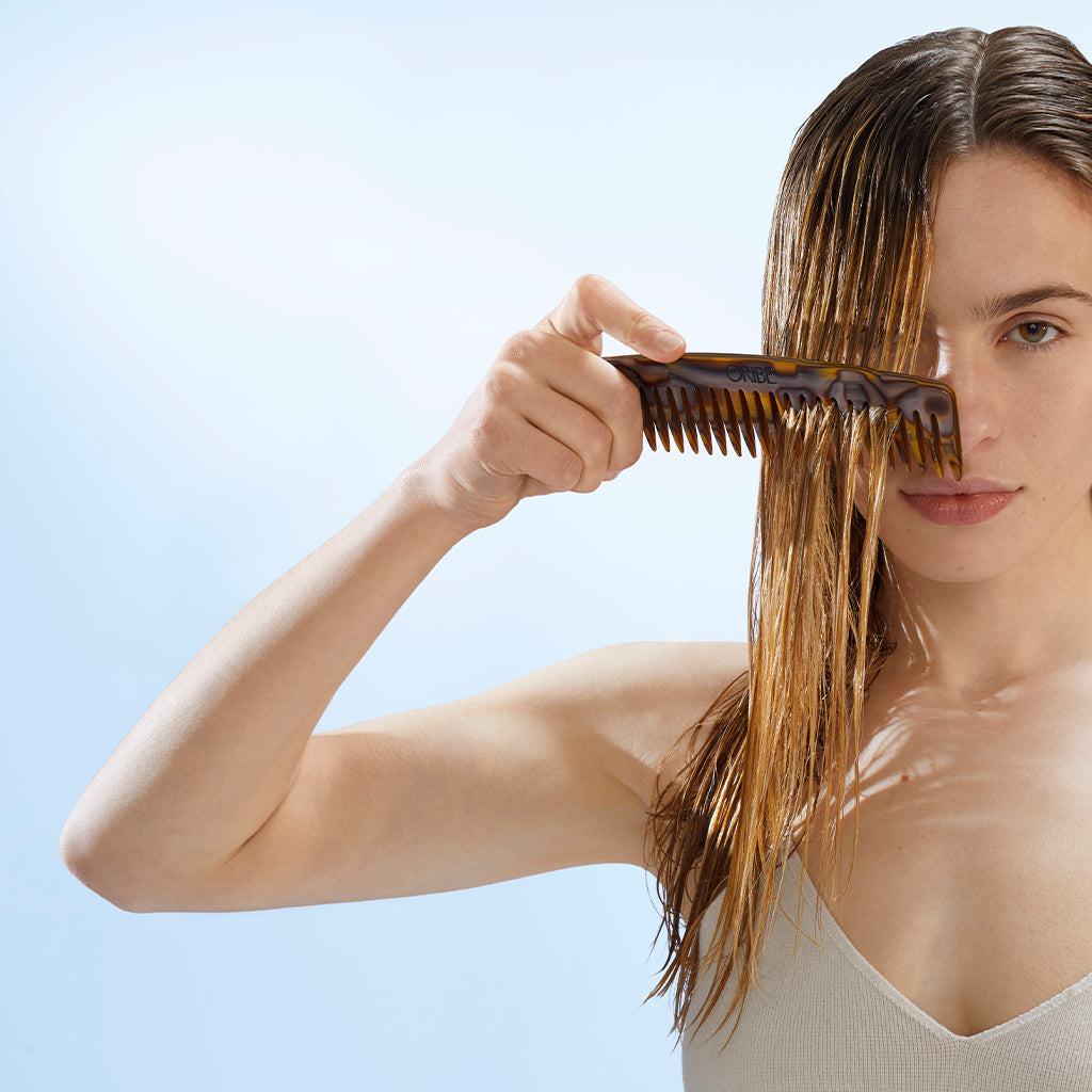 RUN-THROUGH DETANGLING SHAMPOO
